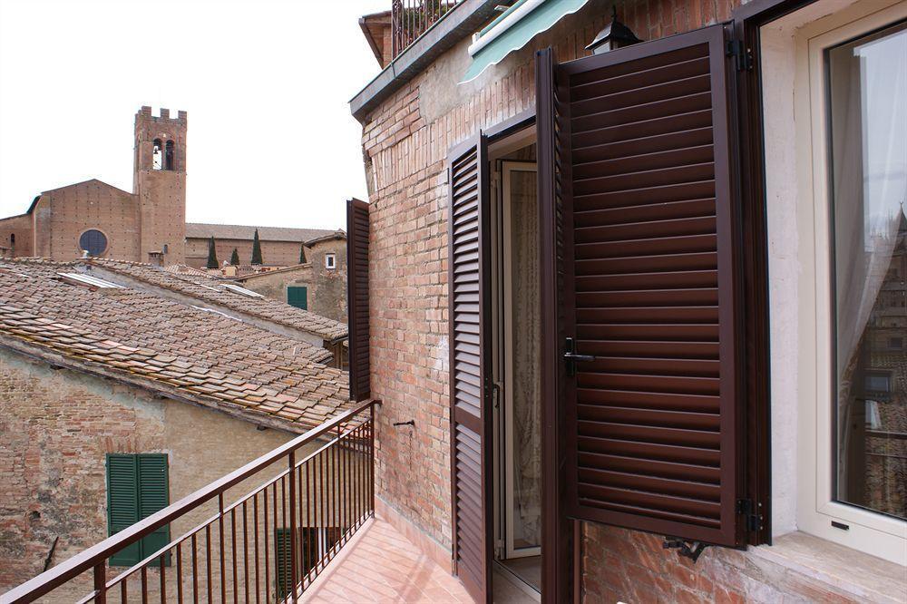 B&B I Tetti Di Siena Exterior foto